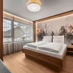Appartement Fliana Deluxe *