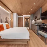 Fliana Deluxe Appartement *