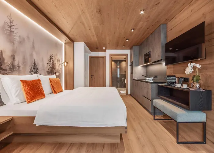 Fliana Deluxe Apartman *